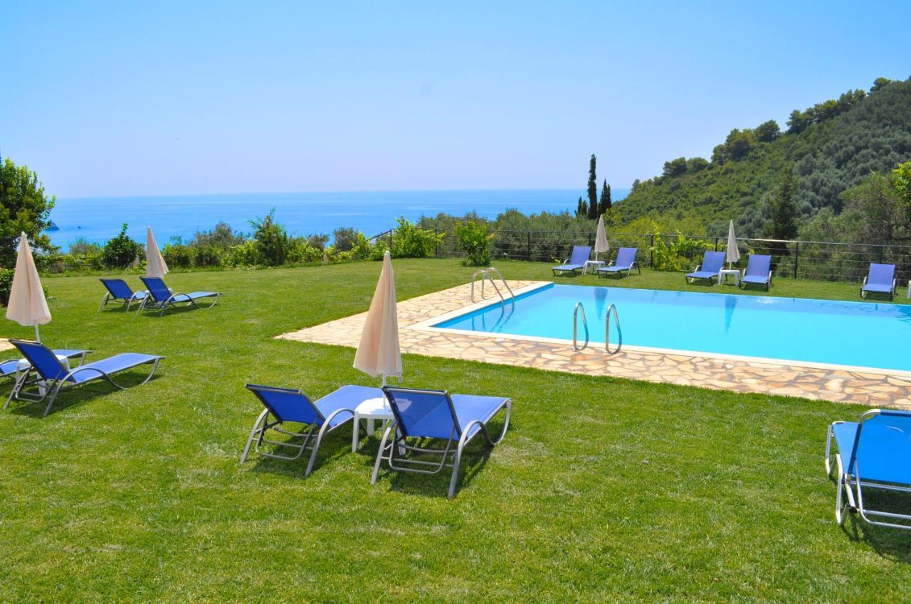 Luxury Loft Apartment With Pool - Pelekas Beach, Corfu Dış mekan fotoğraf
