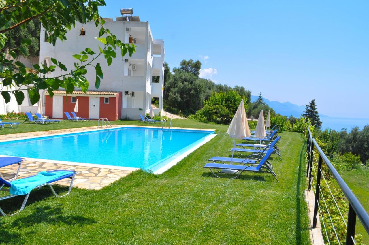 Luxury Loft Apartment With Pool - Pelekas Beach, Corfu Dış mekan fotoğraf
