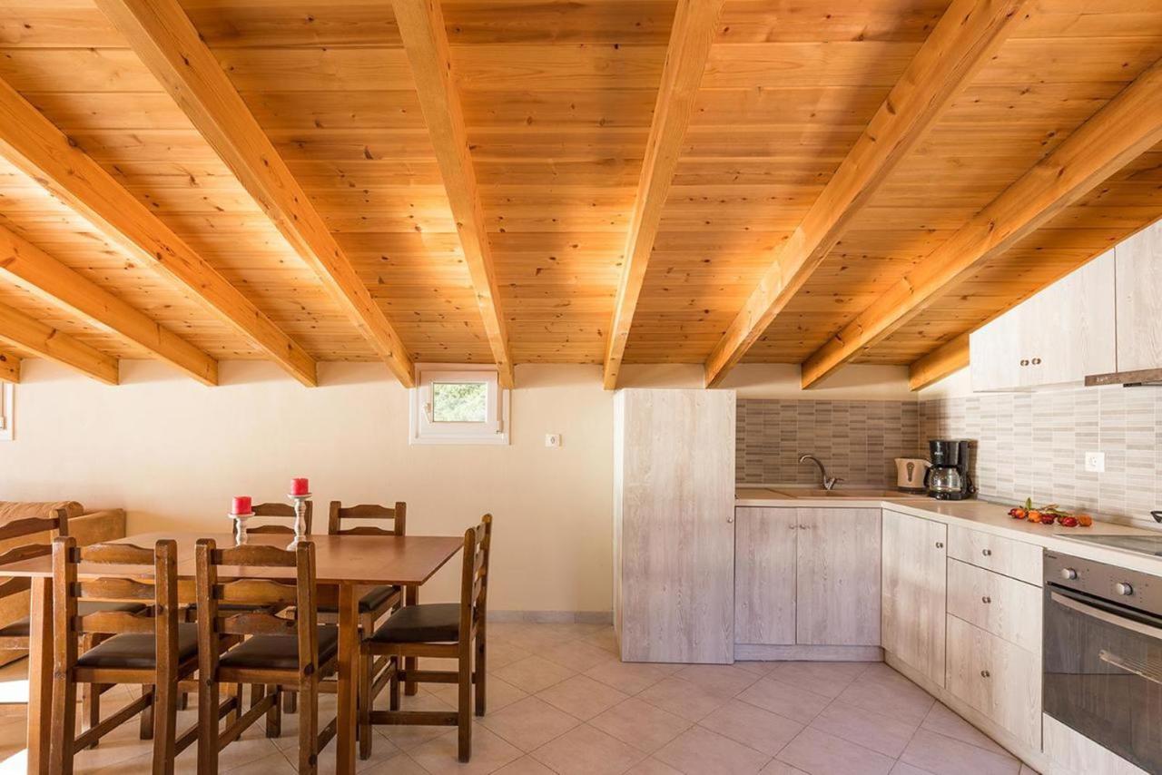 Luxury Loft Apartment With Pool - Pelekas Beach, Corfu Dış mekan fotoğraf